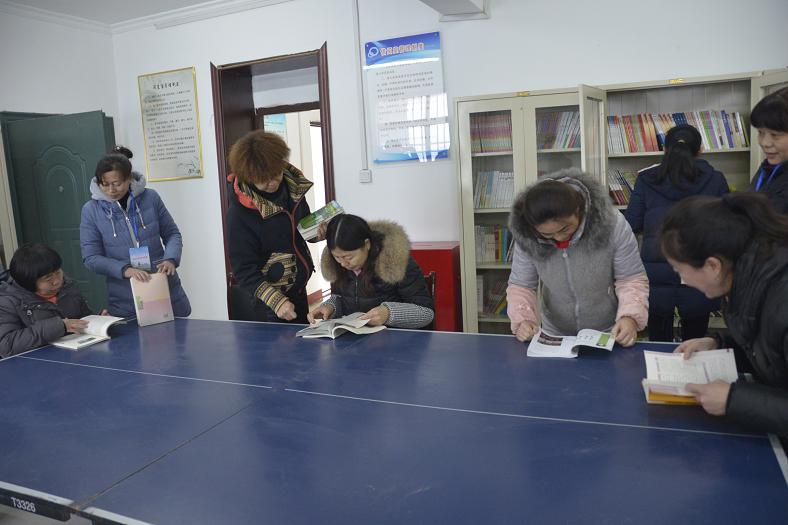 缩小.2018-1-23西城街道办事处南华社区服务点流动服务 (26).JPG