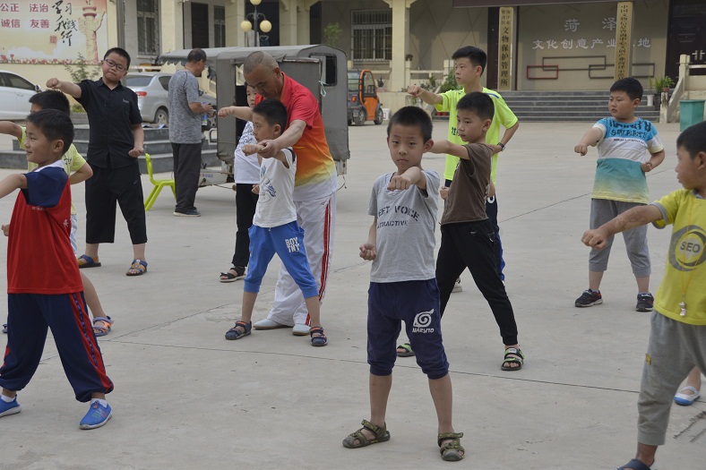 缩小.2018-6-3下午第五期国学亲子诵读班中级班传统文化体验课_中华武术 (24).jpg