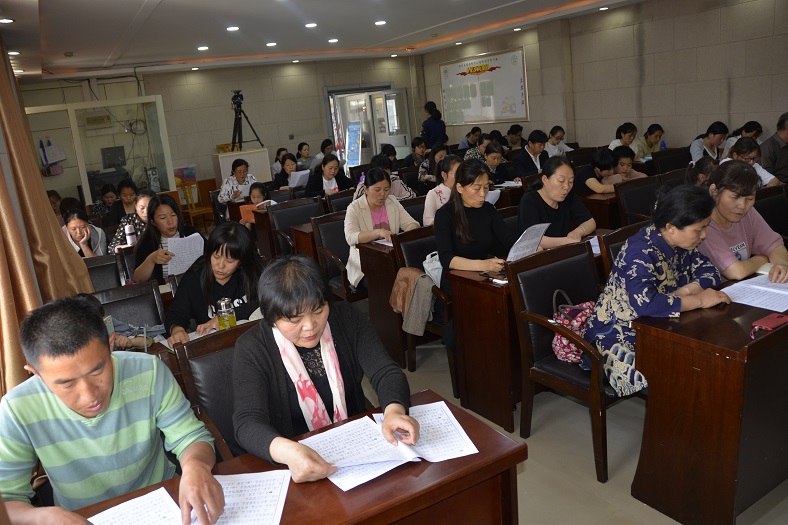 缩小.2019-5-11下午第七期国学经典亲子诵读班家长课堂_第1讲 (3).jpg